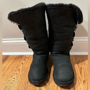 UGG Bailey Button Triplet II boot in black